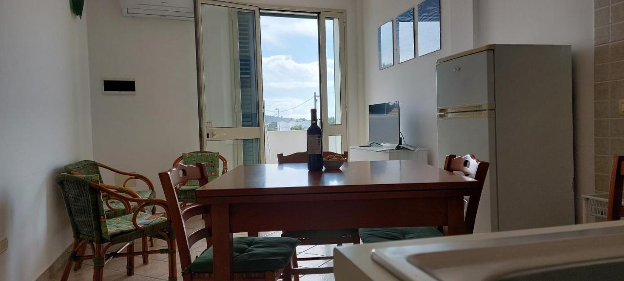 Lovely House Risveglio Fronte Mare มารินาดิเปสโคลูเซ ภายนอก รูปภาพ